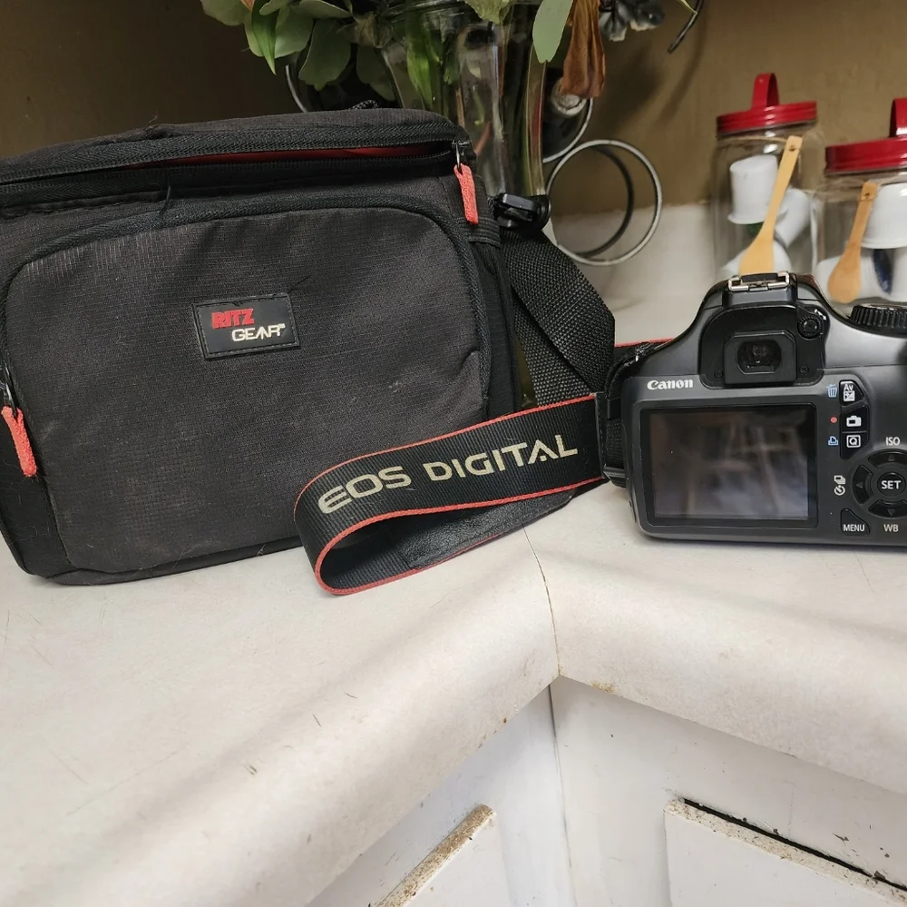 Canon Rebel EOS T3